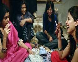 Aahana Kumra smoking
